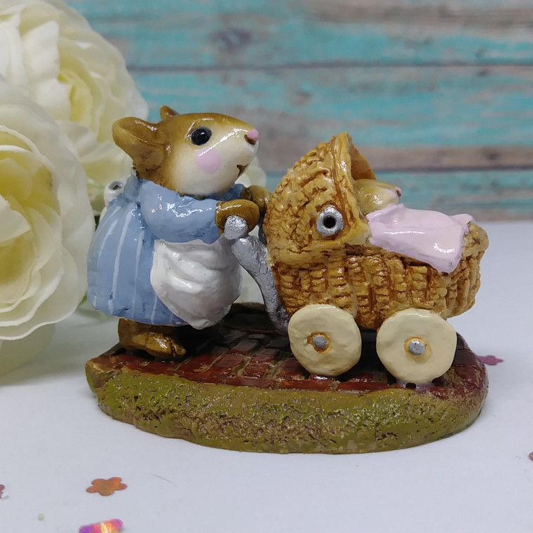 Wee Forest Folk Miniatures M-128 - Strolling with Baby (Pink) 