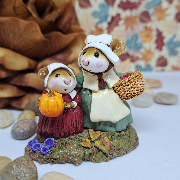 Wee Forest Folk Miniatures M-199 - We Gather Together - Endeavour Toys
