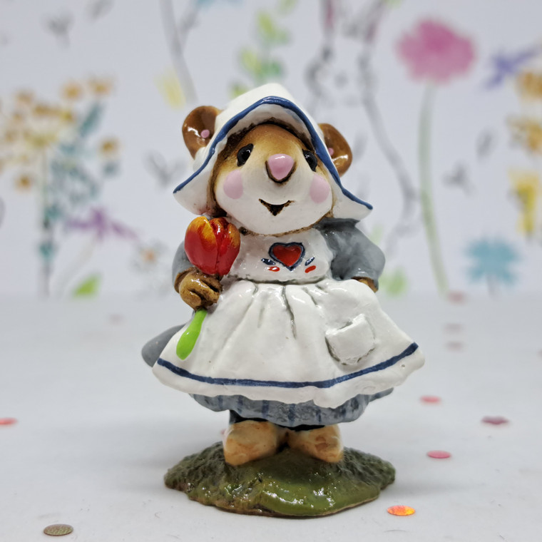 Wee Forest Folk Miniatures M-169b - Greta