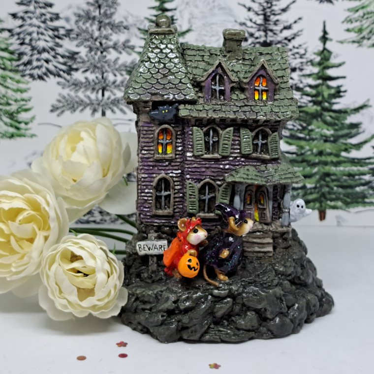 Wee Forest Folk Miniatures M-165 - Haunted Mouse House (Purple) 