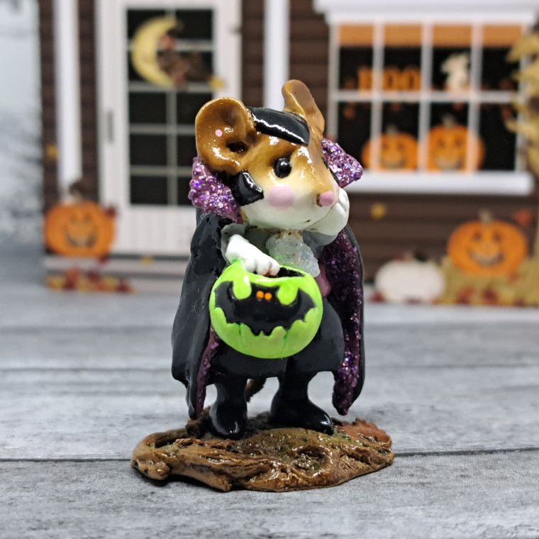 Wee Forest Folk Miniatures M-284a - Count Spooky (Purple w/ Glitter)