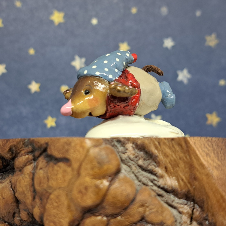 Wee Forest Folk Miniatures MO-04b - Mole's Belly Whopper (Taupe)