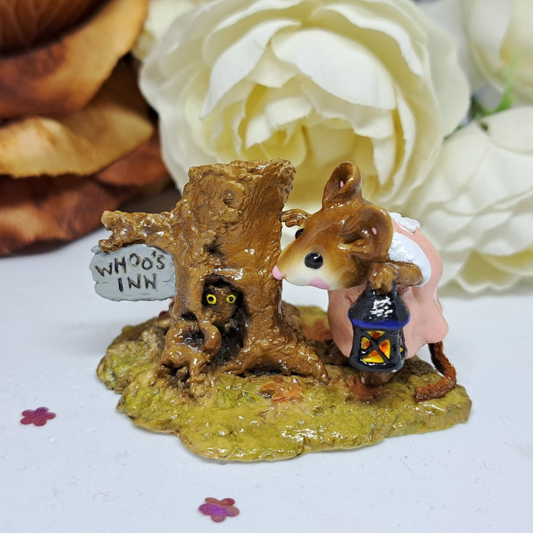 Wee Forest Folk Miniatures M-249 - Whoo's Inn (Peach) 