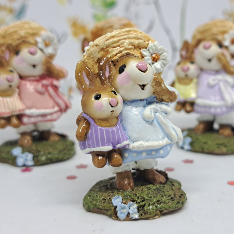 Wee Forest Folk Miniatures M-182 - Miss Daisy (Blue) 