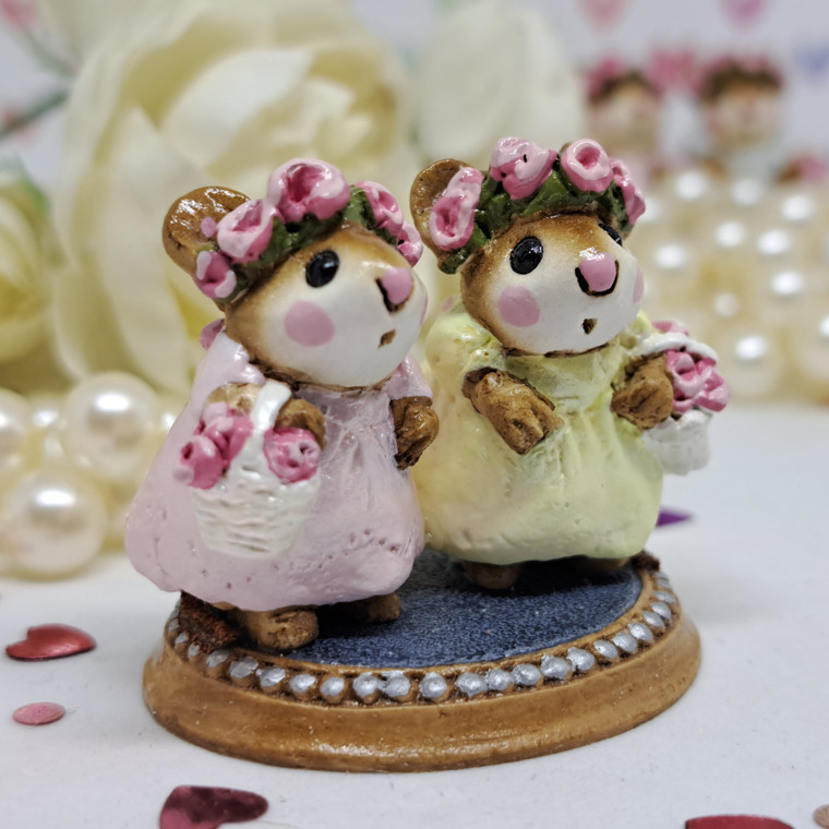 Wee Forest Folk Miniatures C-4 - The Flower Girls (Pink / Yellow)