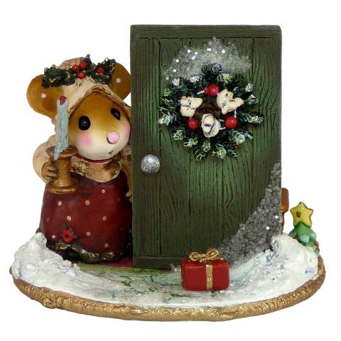 Wee Forest Folk Miniatures M-405 - Oh My, A Christmas Present! (Green Door)