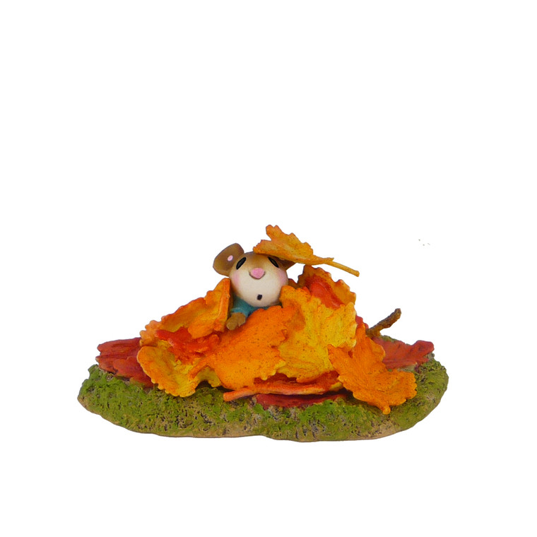 Wee Forest Folk Miniature Figurine - Autumn Frolic (M-494)