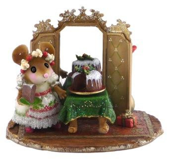 ヴィンテージ　We Forest Folk クリスマスストッキングを持つネズミ Wee Forest Folk M-423 The Elegant Hostess