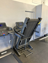 Spirit Fitness XT185 Treadmill- (USED)