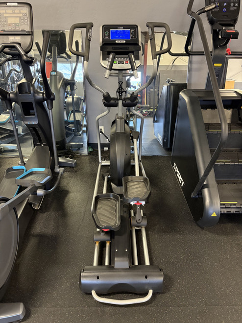 Spirit Fitness XE395 Elliptical- (USED)