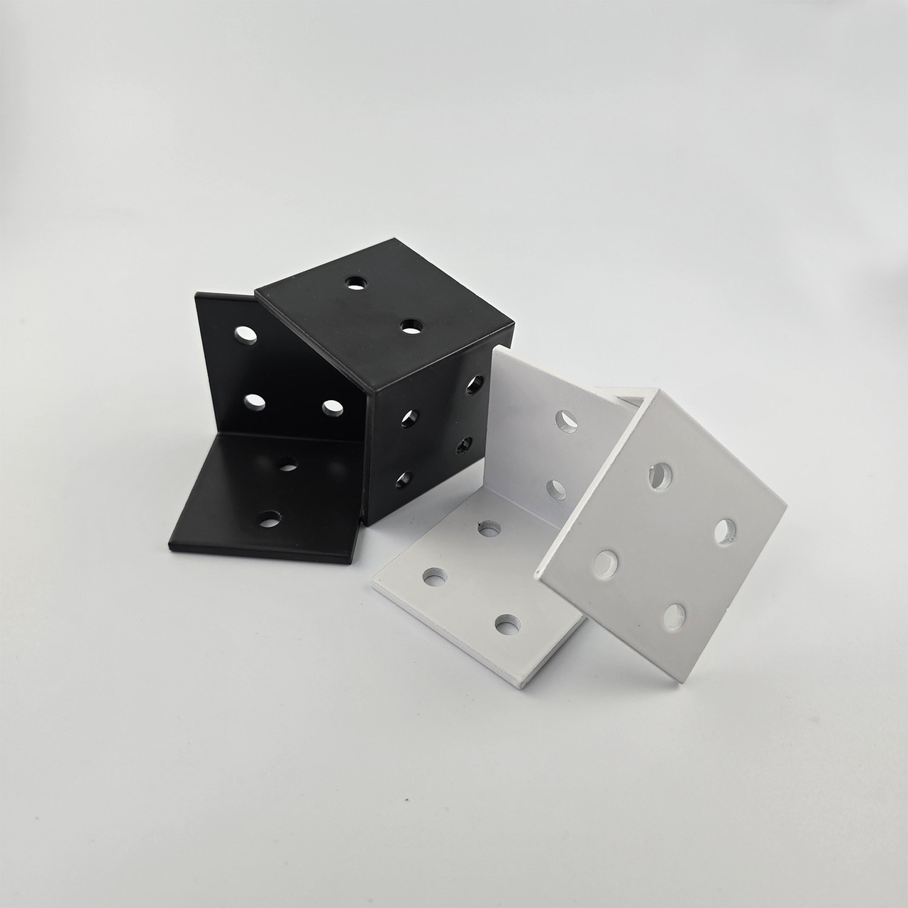 2X2 Angle Clip (6 Holes 4&2)