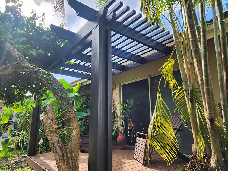 Aluminum Pergola (Bronze)