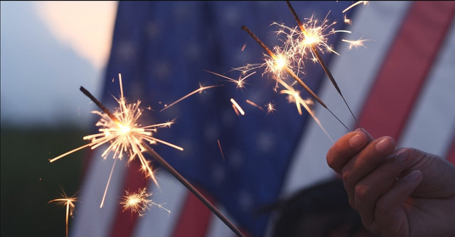 4th of July Bunting Decoration Ideas: Front Porch to Parade Route 
