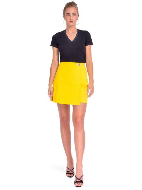 Cotton Citizen Standard V-Neck in Vintage Black Full Outfit 