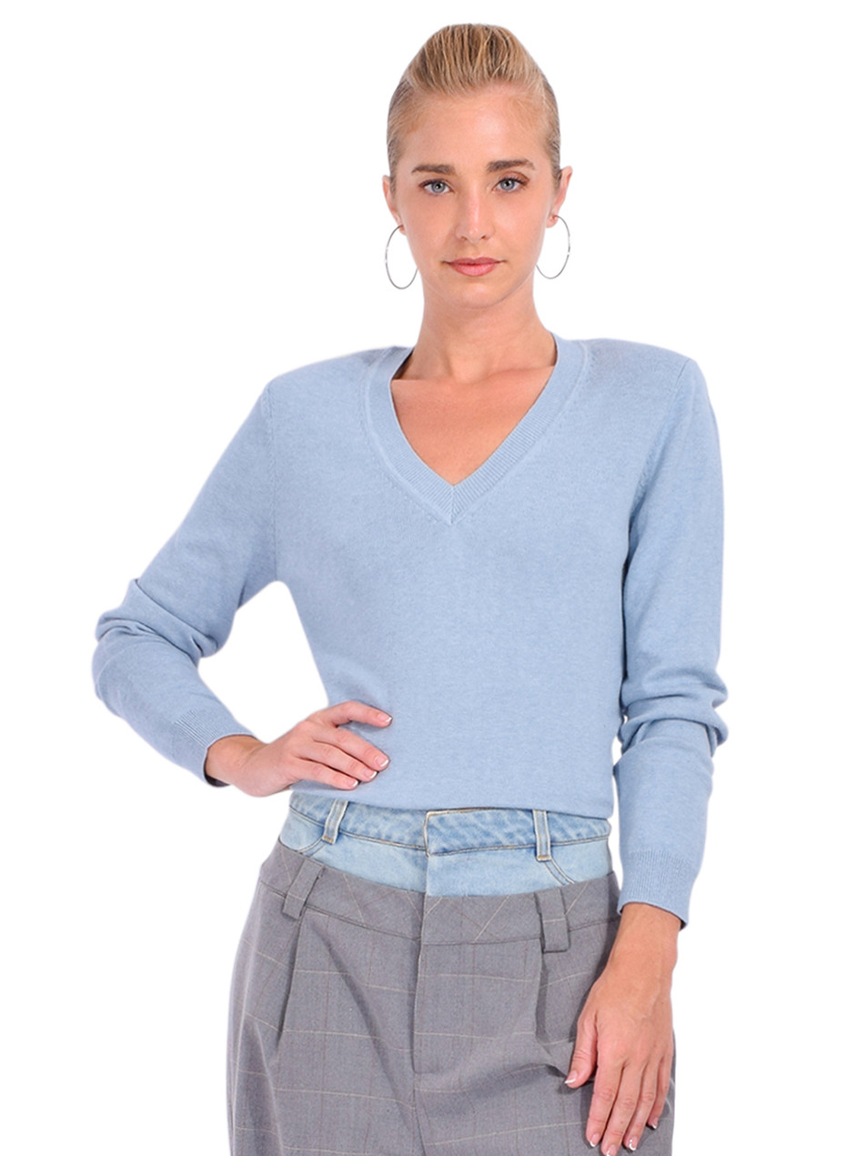 MINNIE ROSE Cotton Cashmere Power Shoulder V-Neck Sweater in Fresco Blue Front View 
