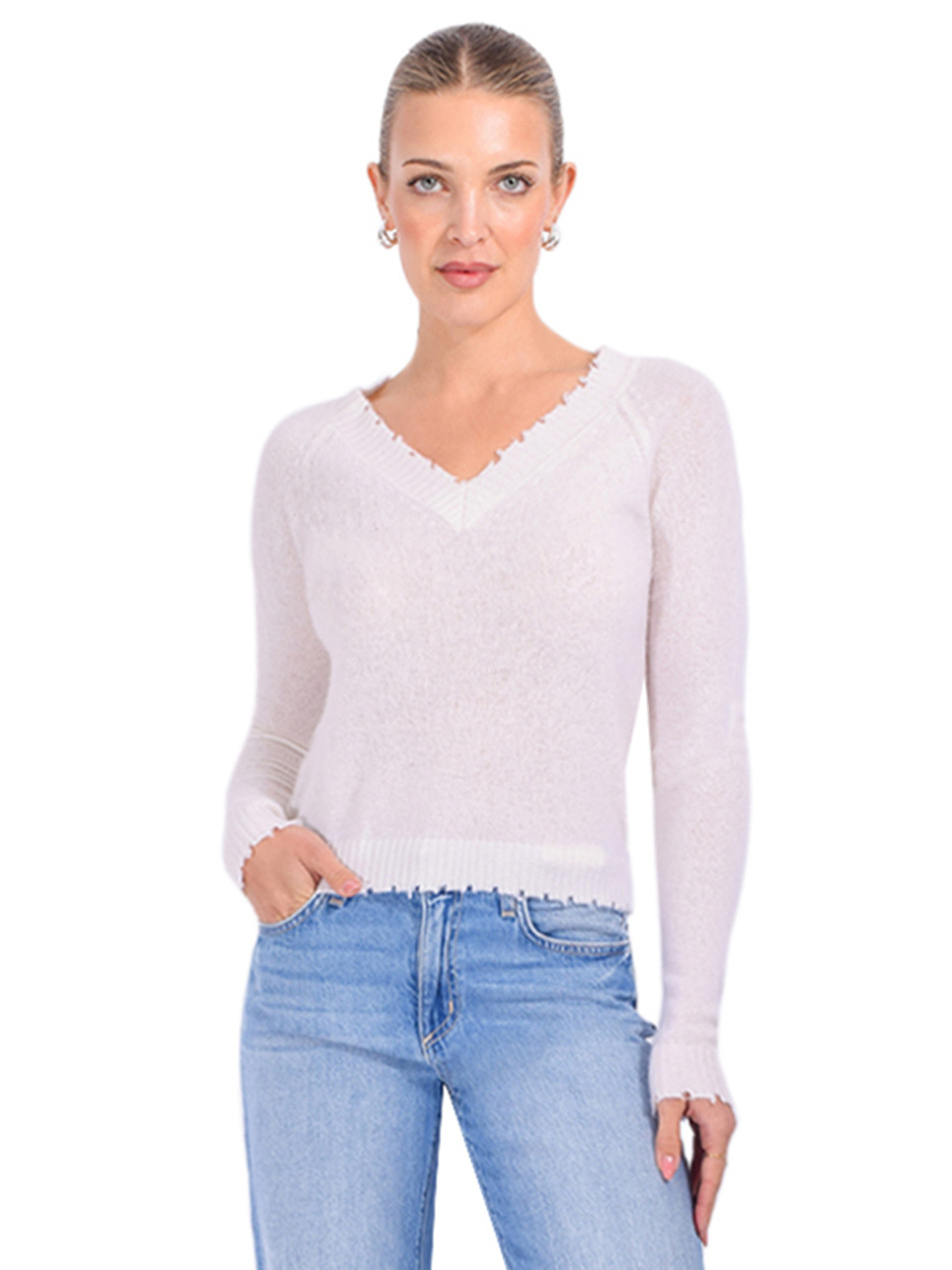 MINNIE ROSE Cashmere Frayed Edge V-Neck in White Front View 
