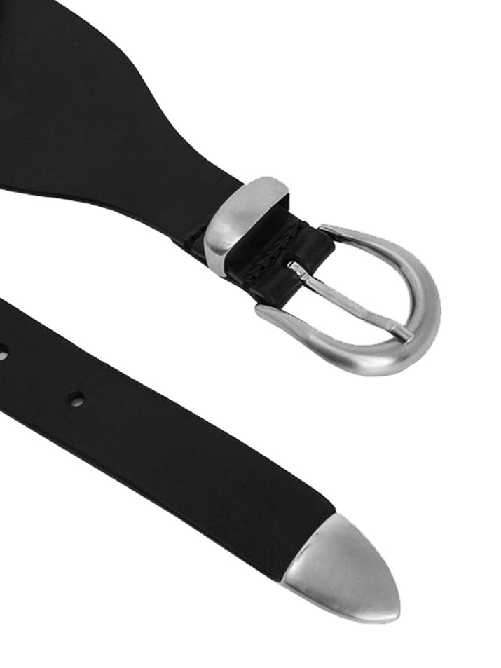 IRO Roanoke Belt in Black Detail

 