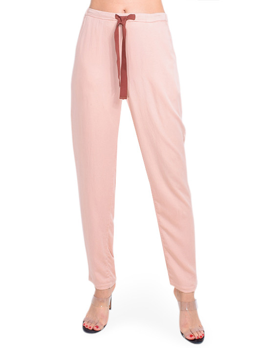 Bellerose Vael Pant in Pink Front View
X1https://cdn11.bigcommerce.com/s-3wu6n/products/33548/images/111042/DSC_0793_Full__90043.1606080742.244.365.jpg?c=2X2