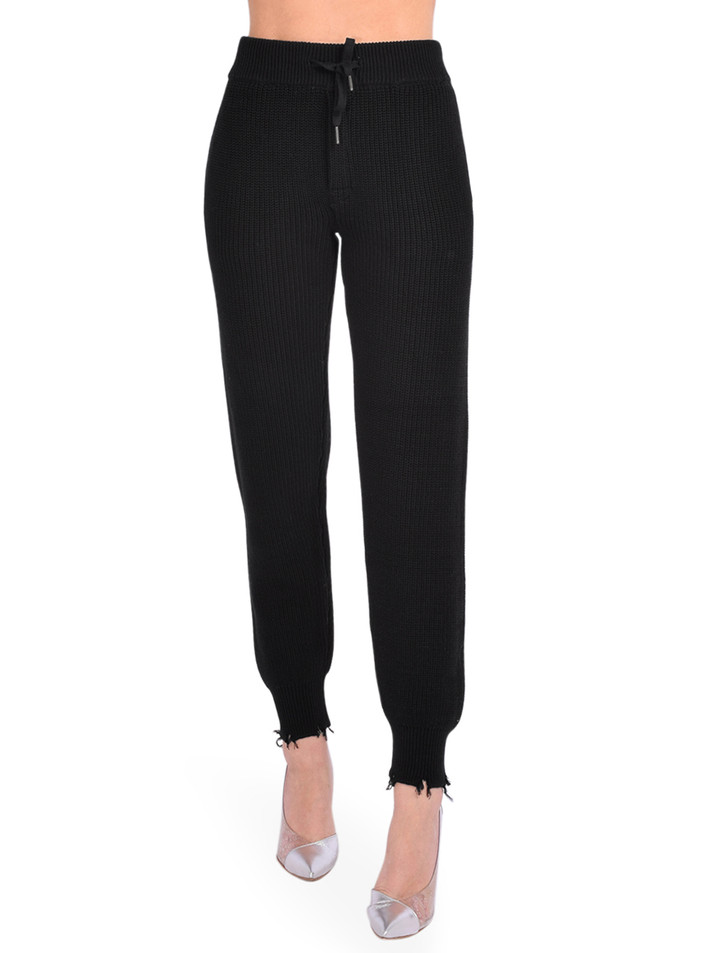 SER.O.YA Ida Jogger in Black Front View 