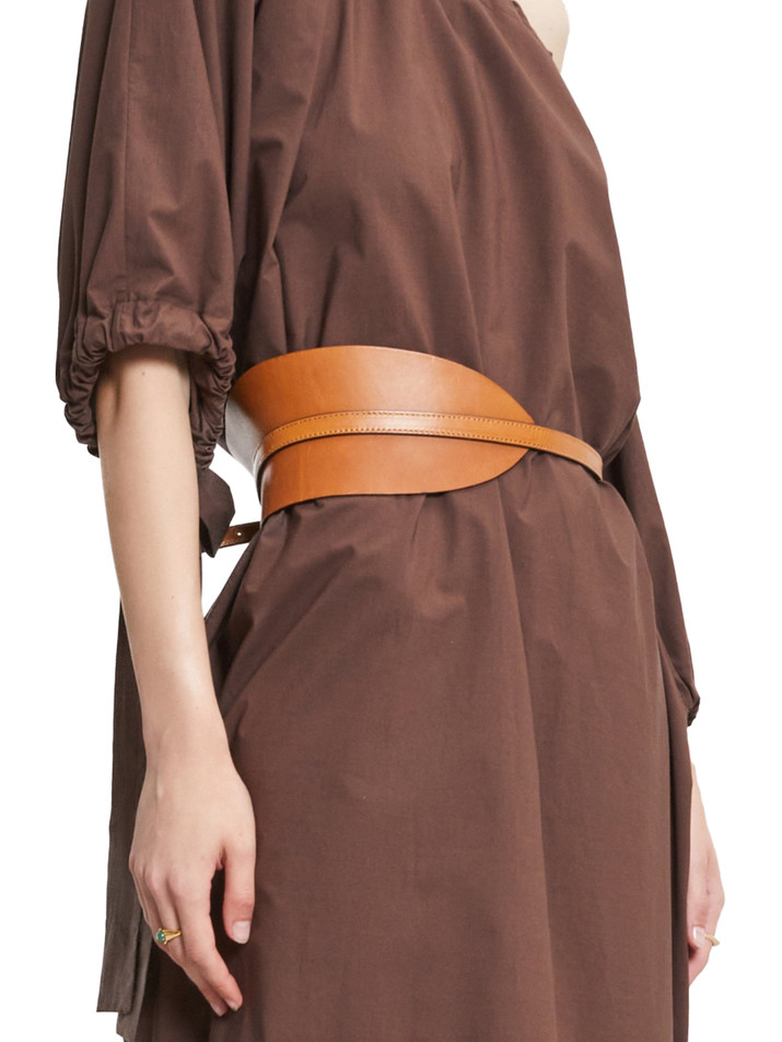 OTTOD'AME Asymmetric Leather Belt in Tan on Model 