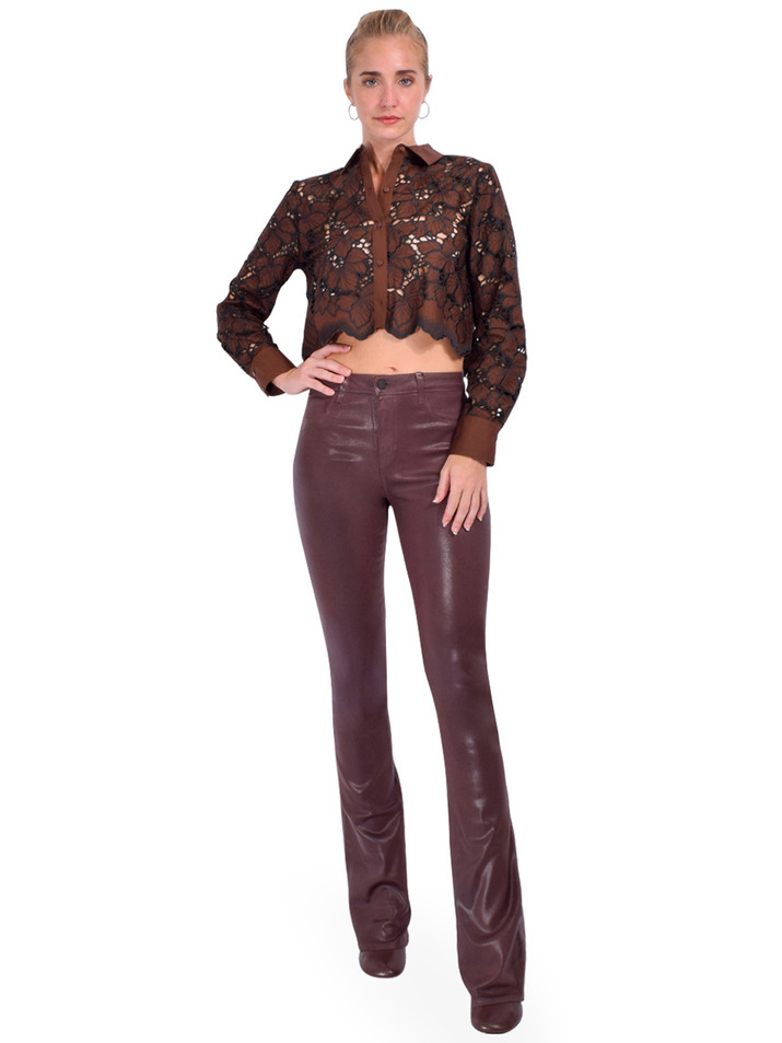 L'AGENCE Selma Coated Bootcut Jean in Chocolate Full Outfit
