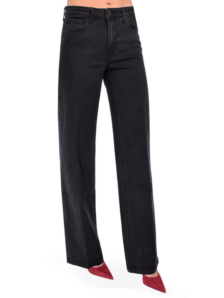 L'AGENCE Scottie Wide Leg Jean in Washed Black Side View 