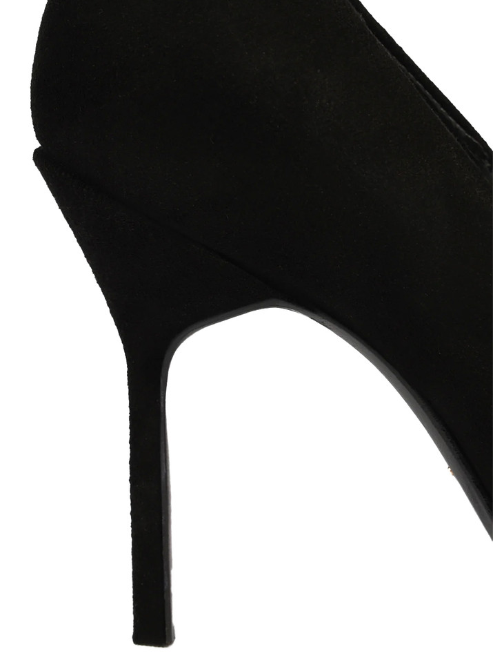 SCHUTZ Gia Suede Pump in Black