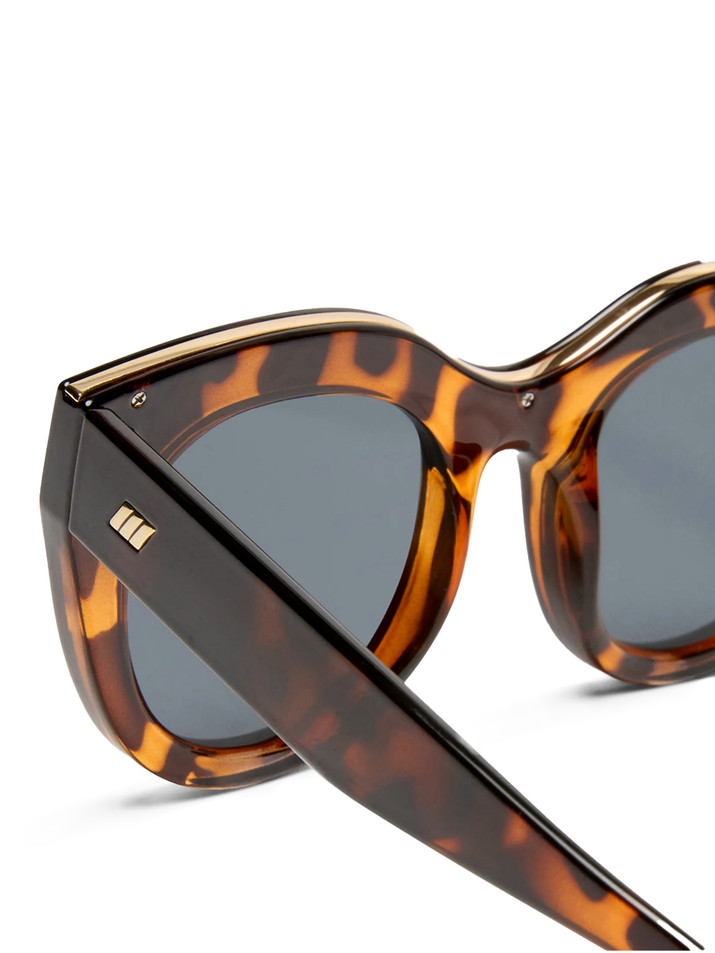 LE SPECS Air Heart Tortoise Sunglasses in Brown Details