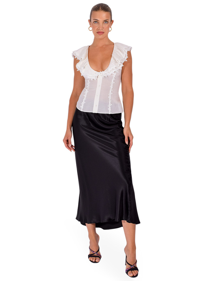 RETROFÊTE Myrth Top in White Full Outfit 