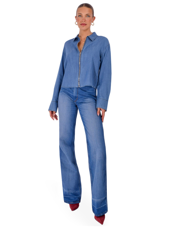 RE/DONE Layla Jean in Vinyl Fade Blue Full Outfit 

