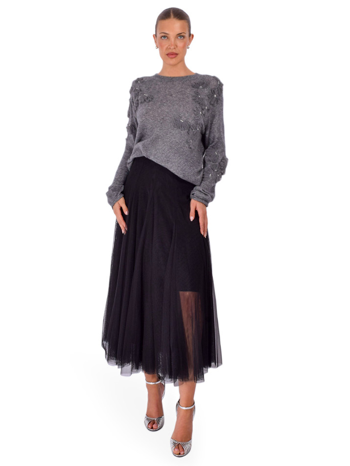 JESSIE LIU Cashmere Blend Raglan Sleeve Pullover with Appliqué in Gray Full Outfit 

