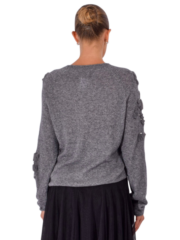 JESSIE LIU Cashmere Blend Raglan Sleeve Pullover with Appliqué in Gray Back View 

