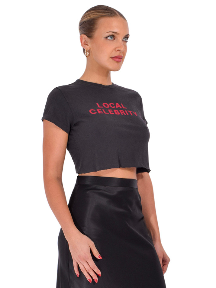 RE/DONE Cropped 60s Slim Local Celeb Tee in Washed Noir Side View 