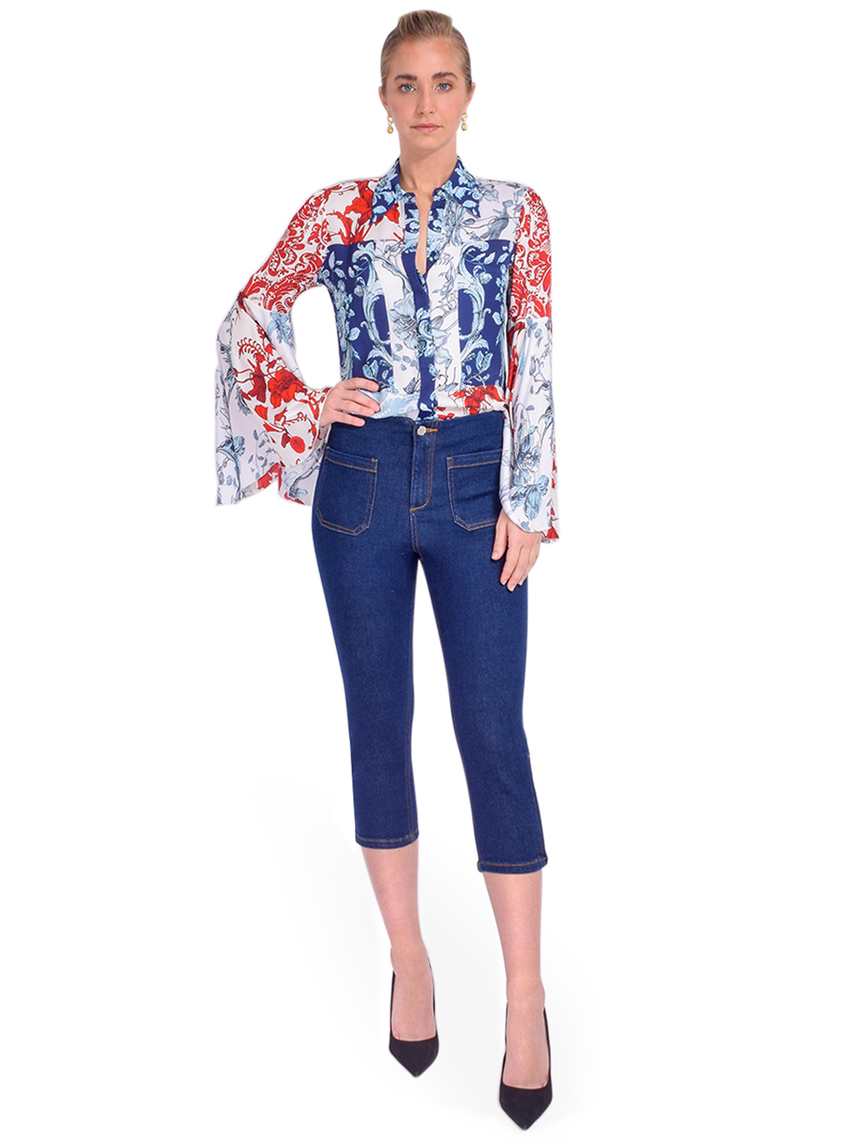 ALICE + OLIVIA Willa Fitted Placket Bell Sleeve Top in Je L'adore