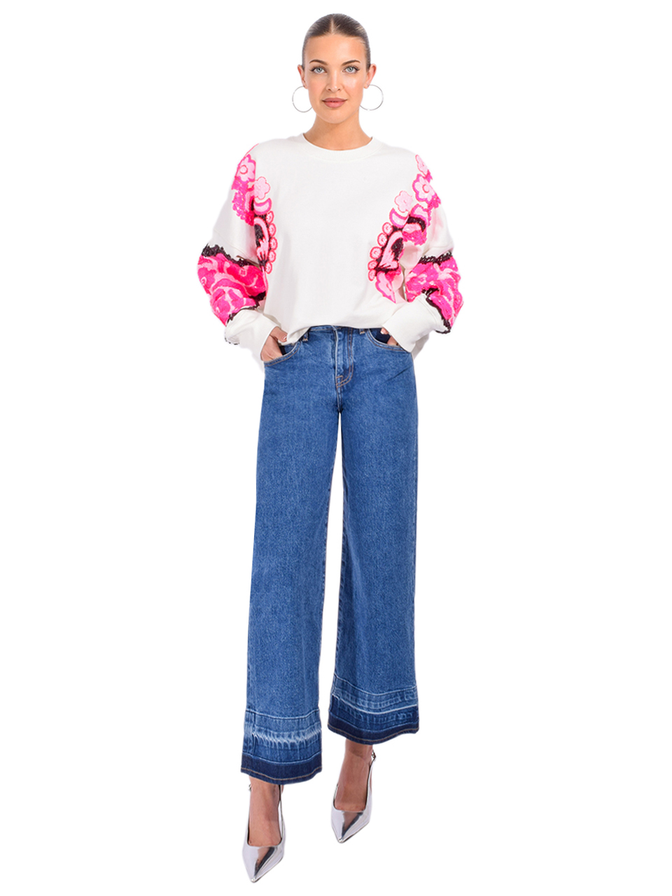 Essentiel Antwerp Hecrazy Cotton Embroidered Sweatshirt in White and Pink Full Outfit 

