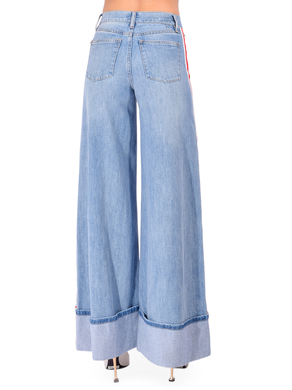 ALICE + OLIVIA Wallie Cuff Jean in Gemma Light Blue