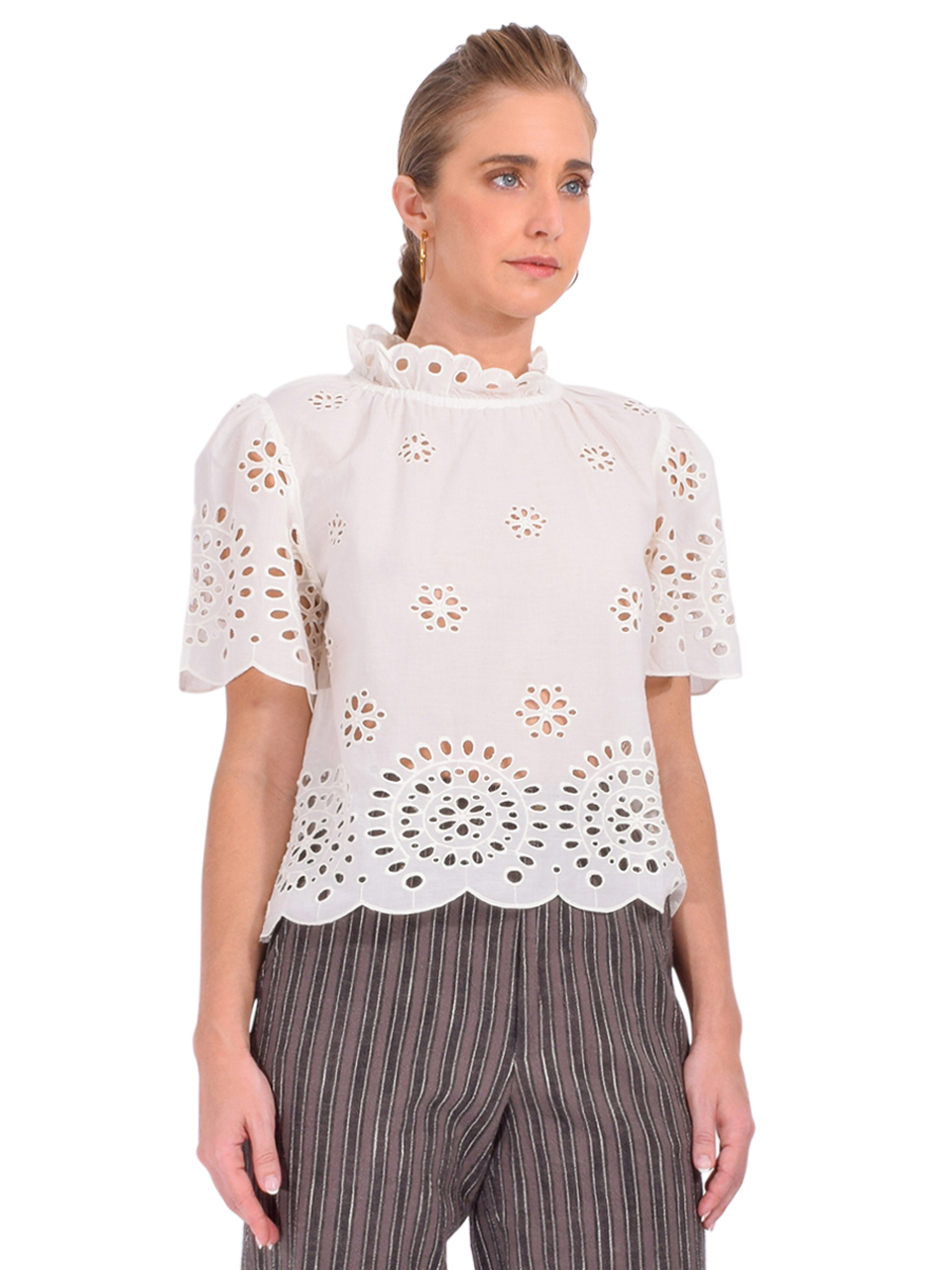 BELLEROSE Darlene Short-Sleeve Blouse in White Side View 