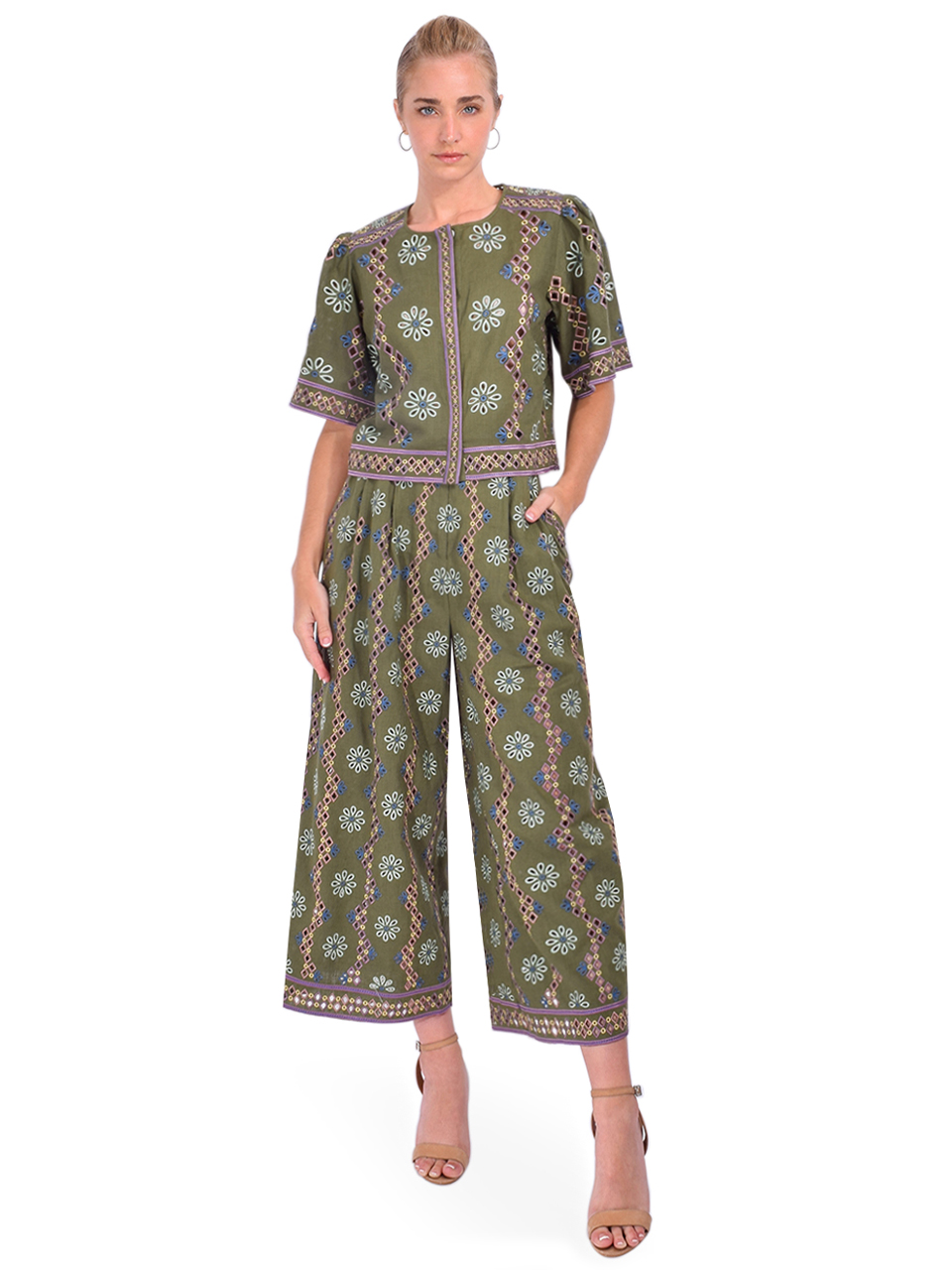 CHRISTY LYNN Archer Pant in Capri Olive Full Outfit 
