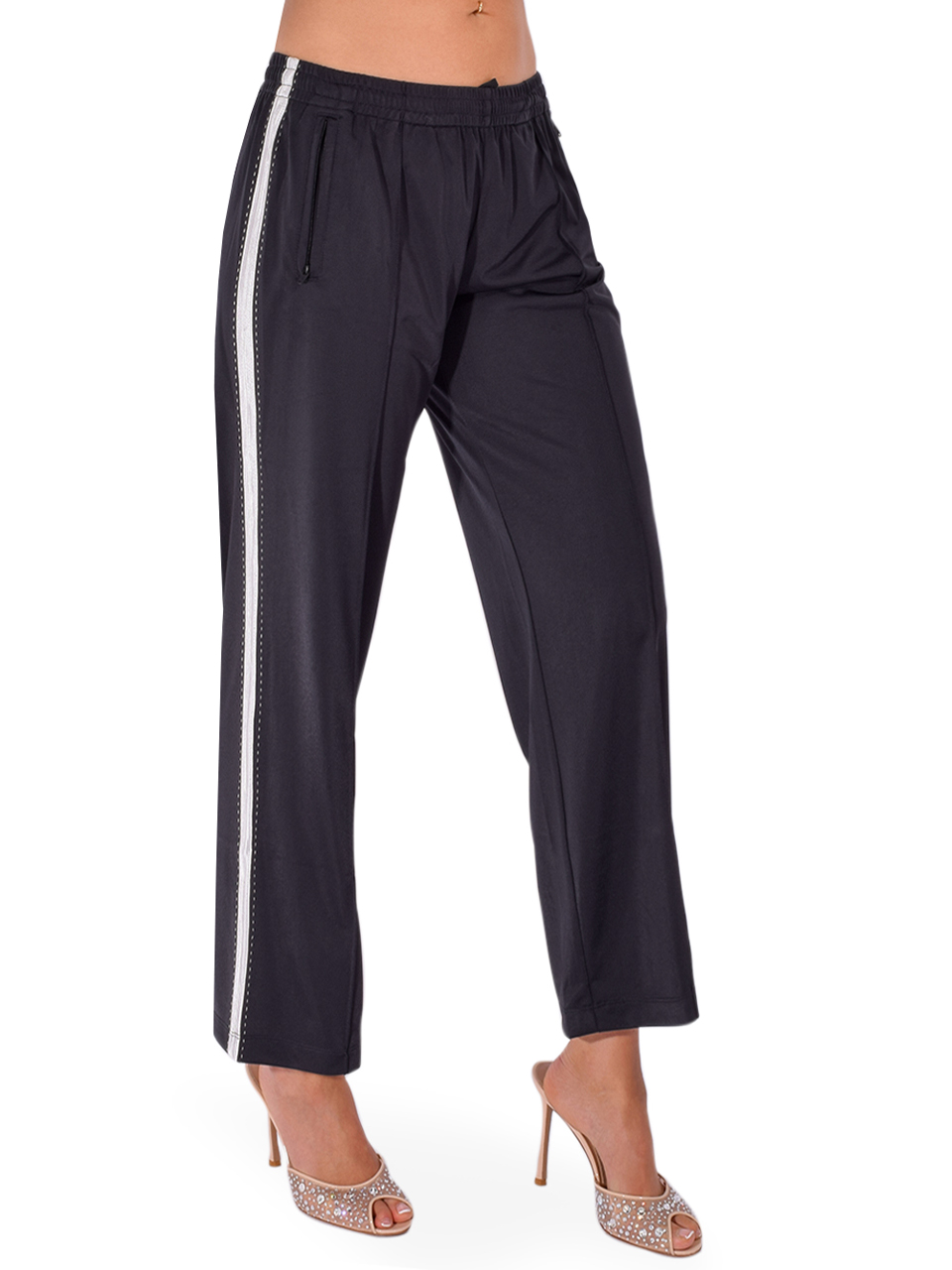 RE/DONE Mel Track Pant in Black Side View 