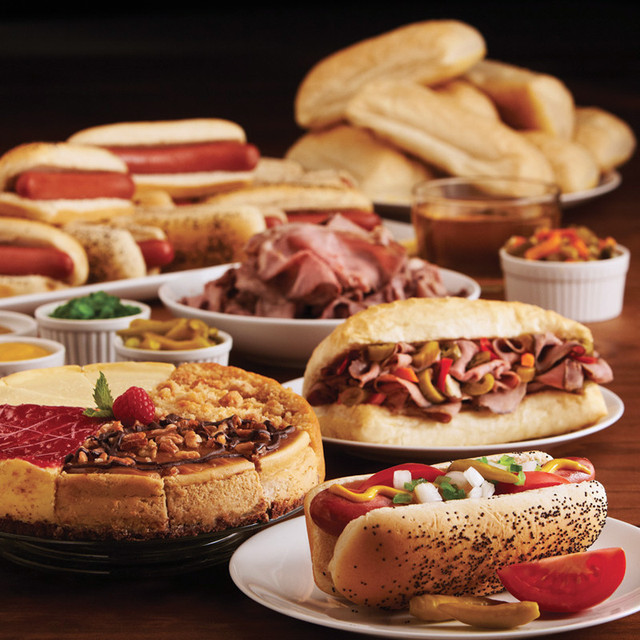 Vienna Beef Hot Dog & Italian Beef Kits & Eli's Cheesecake Combo