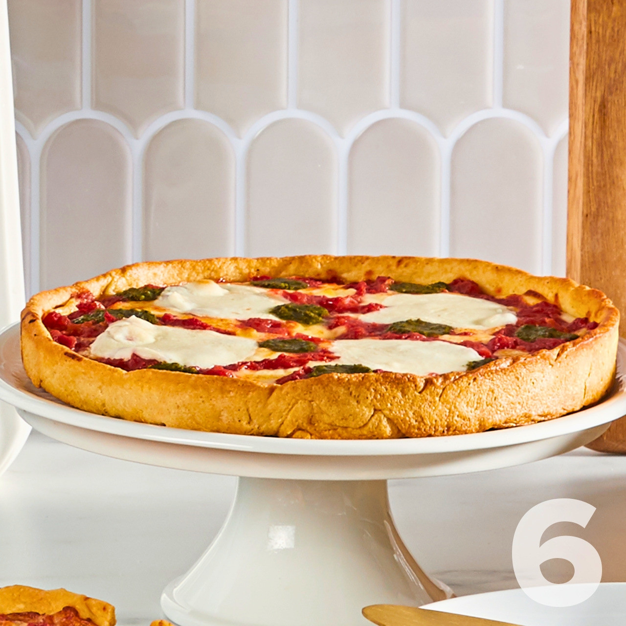 Image of 6 Margherita Pesto Deep Dish Pizzas