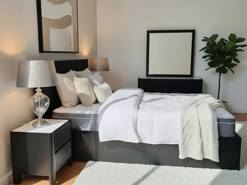 Lisbon Queen Bed with Gas Lift Storage in Black