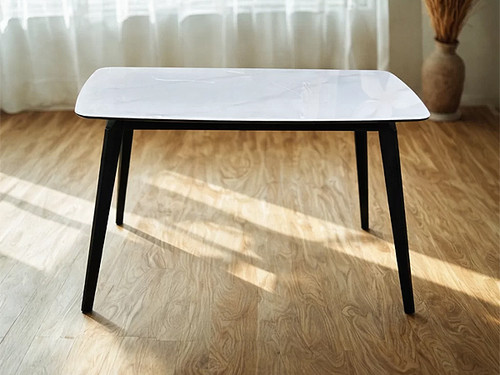 Dario Dining Table