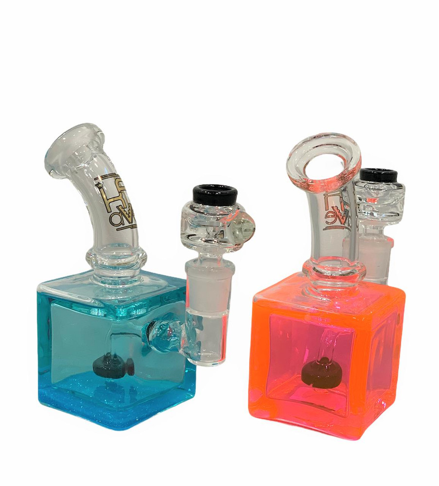  KRAVE FREEZABLE SQUARE BASE GLASS WATERPIPE 7" - ASSORTED COLOR (WP008900) 