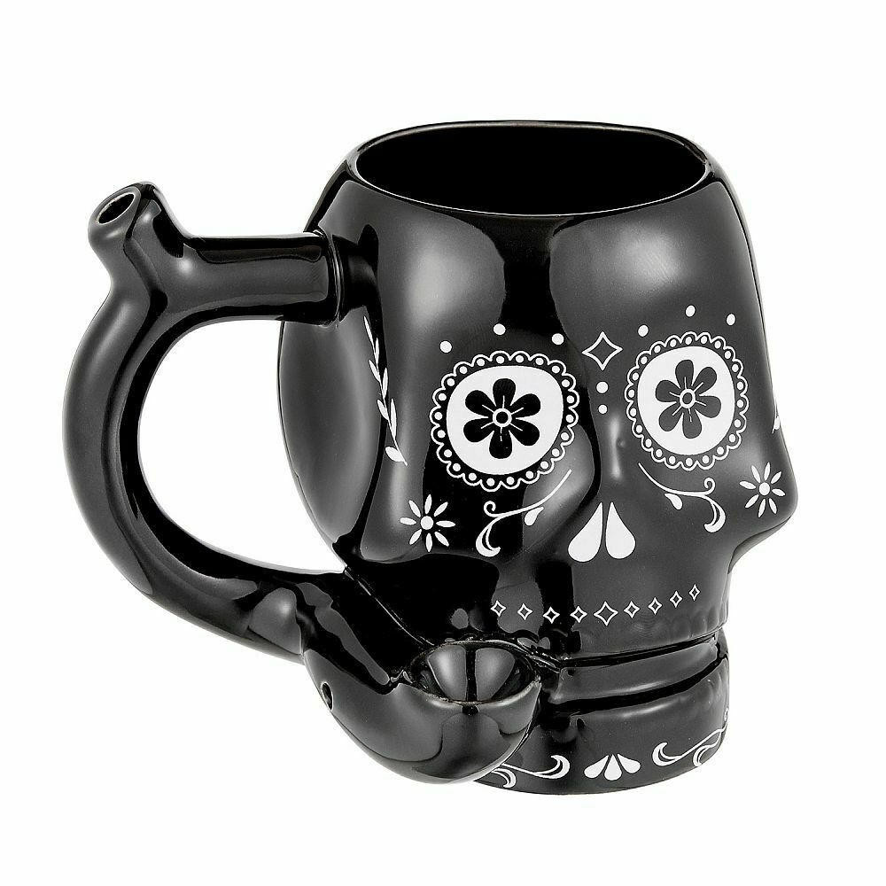 BLACK WITH WHITE TRIM SKULL MUG CERAMIC HANDPIPE - 1CT