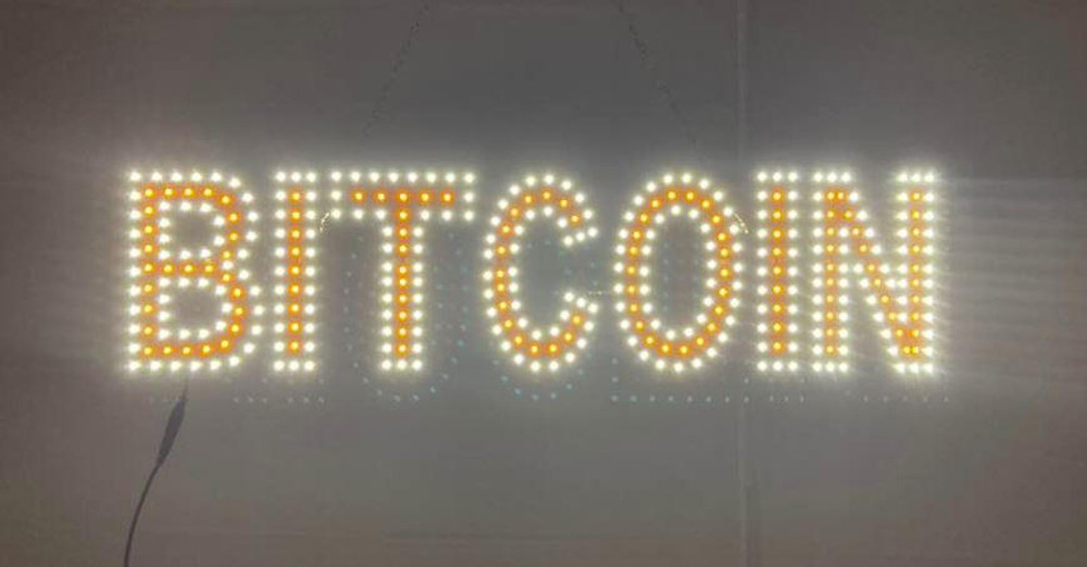 LED BITCOIN SIGN 6x24 WHITE/YELLOW