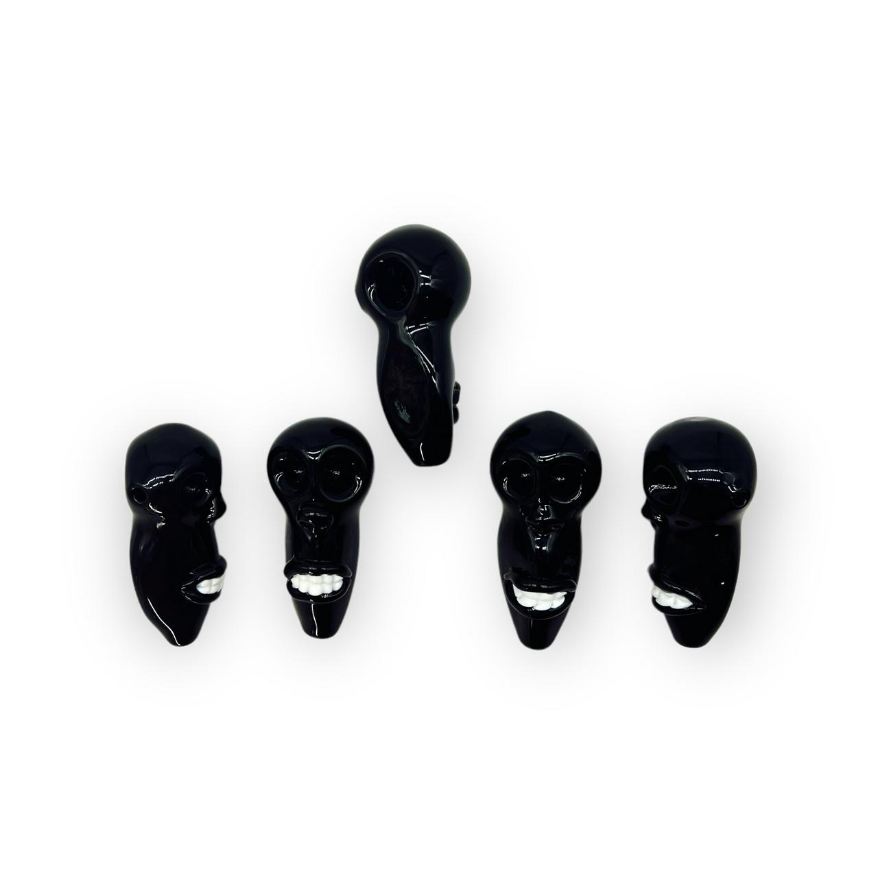 BLACK SKULL HANDPIPE 4 5CT HP100427