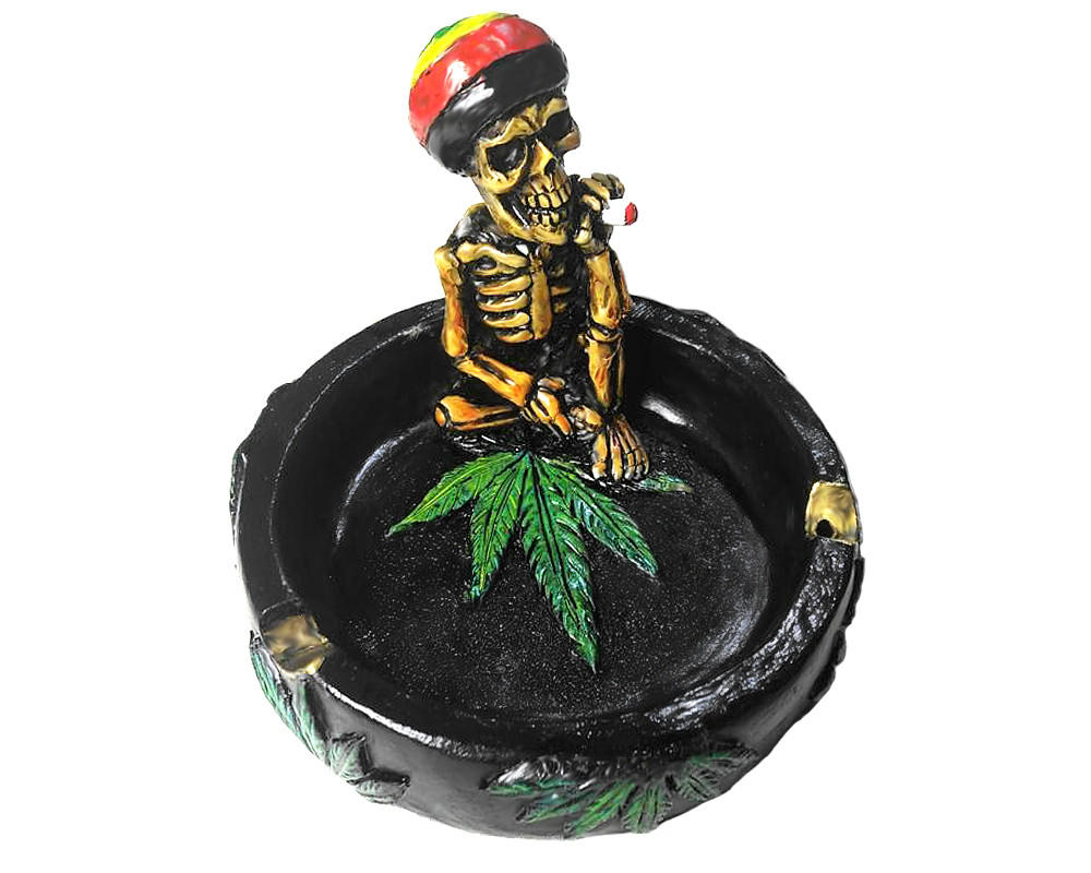  HAND CRAFTED ASH TRAY - RASTA SKULL - 1CT 