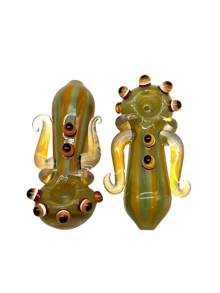 BIG EYES DOUBLE HORN ON SIDE ARTISTIC HANDPIPE 4"