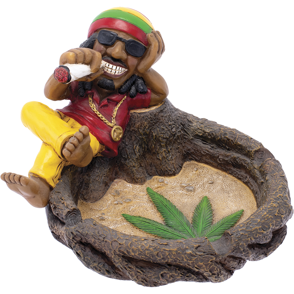 FUJIMA JAMAICAN CHILLING ON STUMP ASHTRAY